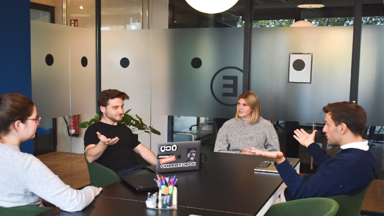 7 Contoh Teks Diskusi Tentang Lingkungan Sekolah dan Masyarakat, Mudah Dipahami 7 Contoh Teks Diskusi Tentang Lingkungan Sekolah dan Masyarakat, Mudah Dipahami