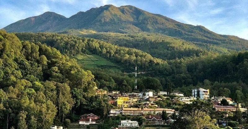 Rahasia di Balik Misteri Gunung Lawu, Ada 4 Keturunan Ras Manusia Terbesar di Bumi