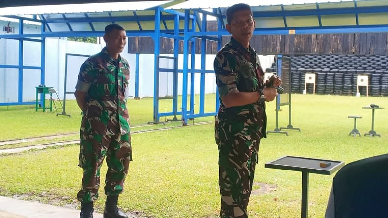 Amankan Nataru di Bandara, Lanud Husein Kerahkan Puluhan Personel dan 2 Anjing Pelacak