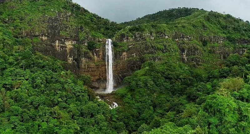 Mengintip Keindahan Taman Bumi di Ciletuh, Ada Pulau Kunti hingga Surga Peselancar Mengintip Keindahan Taman Bumi di Ciletuh, Ada Pulau Kunti hingga Surga Peselancar