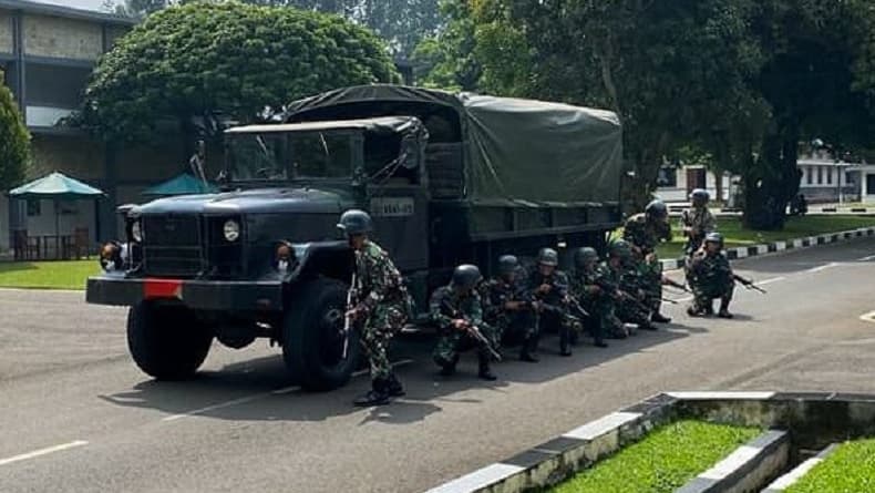 Truk REO M35 Kendaraan Pasukan Elite TNI dan Brimob, Buatan AS Era Perang Vietnam