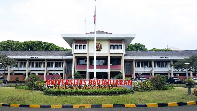 Universitas di Bandung, Tempat Kuliah Soekarno dan Tokoh Nasional