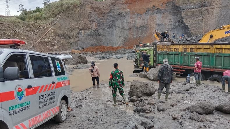 3 Penambang Pasir di Gekbrong Cianjur Tertimbun Longsor, 2 Tewas dan 1 Masih Dicari