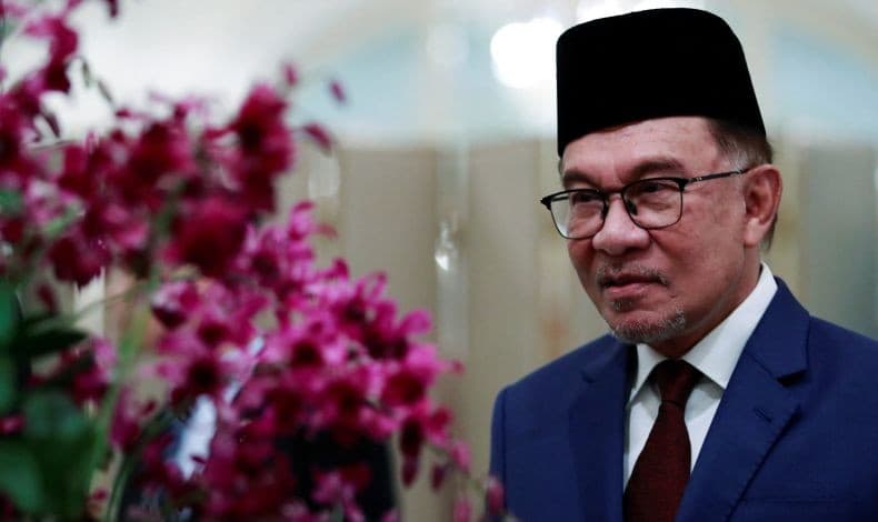 Anwar Ibrahim Tiba-Tiba Batalkan Acara lalu Pergi ke Rumah Sakit Jantung, Ada Apa? Anwar Ibrahim Tiba-Tiba Batalkan Acara lalu Pergi ke Rumah Sakit Jantung, Ada Apa?