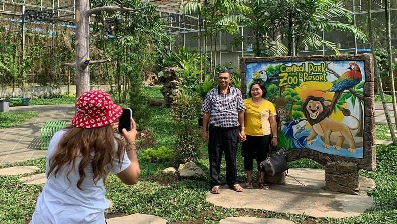 Harga Tiket Masuk Central Park Zoo Lengkap dengan Wahananya