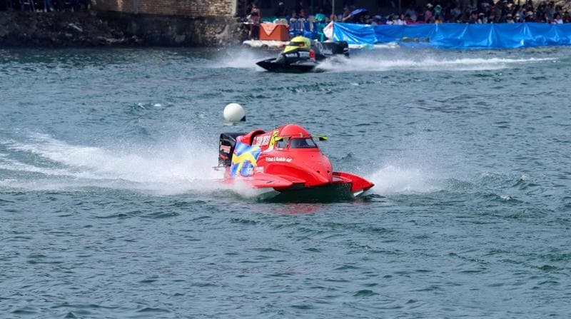 Hasil Latihan Bebas F1 Powerboat 2023 Indonesia: Pembalap Swedia Tercepat