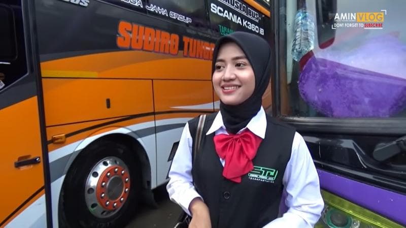 Intip Gaji Pramugari PO Bus, Pemikat Penumpang Berparas Cantik Intip Gaji Pramugari PO Bus, Pemikat Penumpang Berparas Cantik