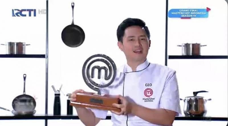 Gio Juara MasterChef Indonesia Season 10, Bawa Hadiah Mobil dan Uang Rp100 Juta Gio Juara MasterChef Indonesia Season 10, Bawa Hadiah Mobil dan Uang Rp100 Juta