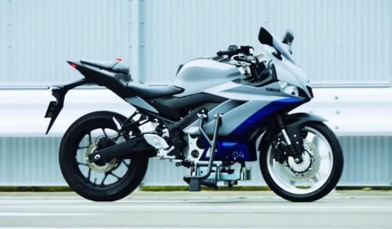 Yamaha Kembangkan Motor Bisa Berdiri Sendiri, Begini Kata Suzuki