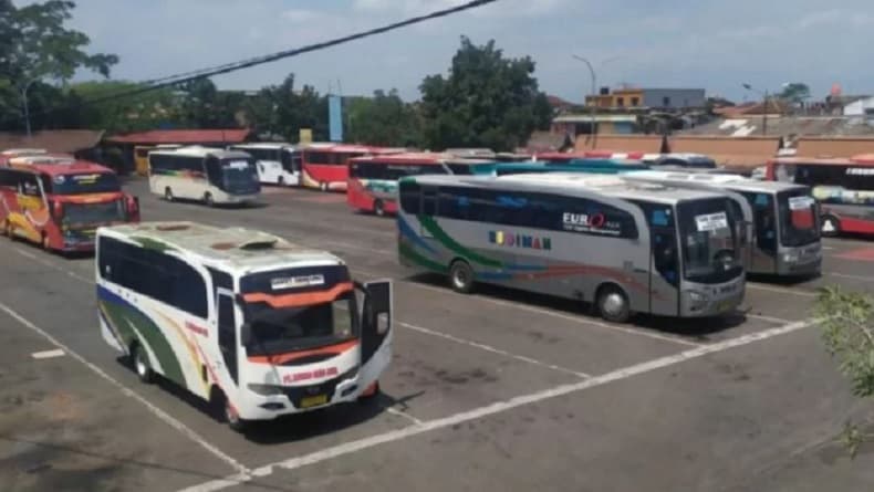 Heran Mesin Bus Tak Pernah Dimatikan saat Berhenti Istirahat, Ternyata Ini Alasannya