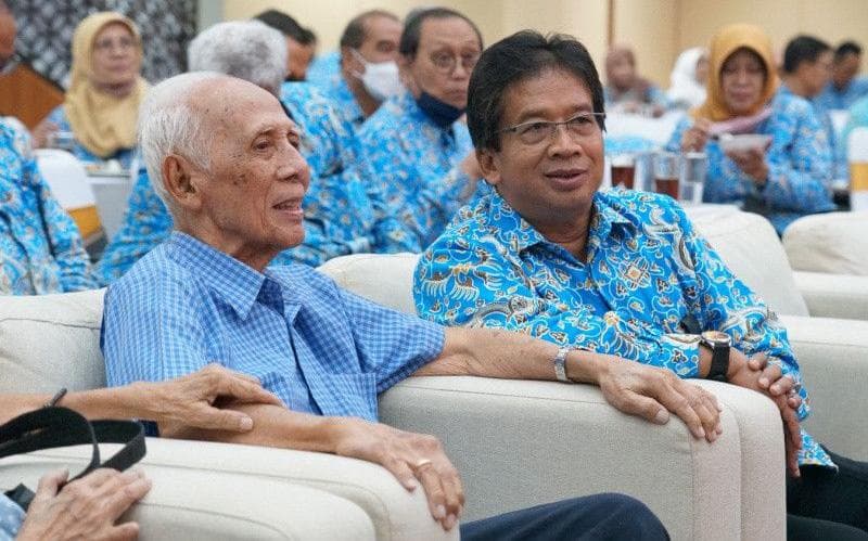 Kabar Duka, Rektor ke-4 UNS Koento Wibisono Siswomihardjo Tutup Usia Kabar Duka, Rektor ke-4 UNS Koento Wibisono Siswomihardjo Tutup Usia