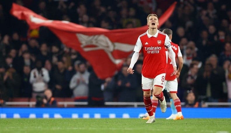 Martin Odegaard Optimistis Arsenal Raih Trofi usai Gagal Total Musim Lalu