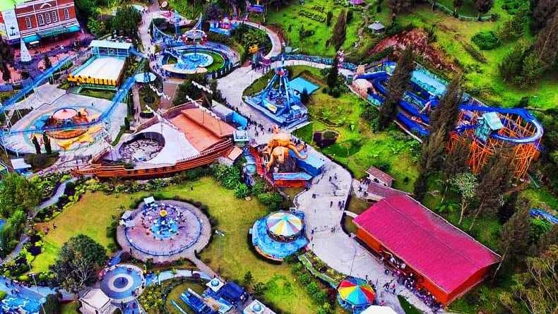 12 Tempat Wisata di Berastagi yang Lagi Hits, Jelajahi Keindahan Alam dan Serunya Berbelanja