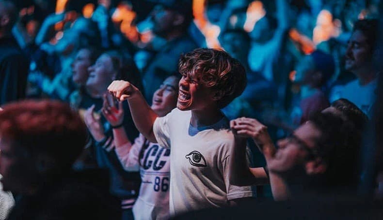 Menyeramkan Paru-Paru Pria Berusia 19 Tahun Pecah saat Nonton Konser, Kenapa? Menyeramkan Paru-Paru Pria Berusia 19 Tahun Pecah saat Nonton Konser, Kenapa?