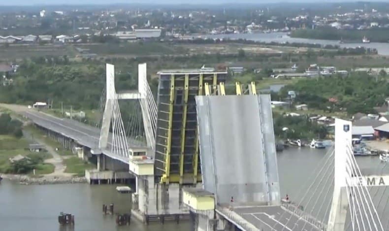 Keunikan Jembatan Emas Bangka Belitung, Bisa Naik Turun saat Kapal Melintas