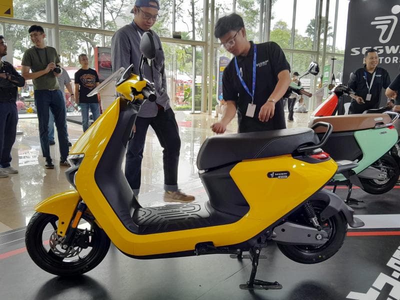 Unik, Kunci Motor Listrik Ini seperti Kartu Kamar Hotel