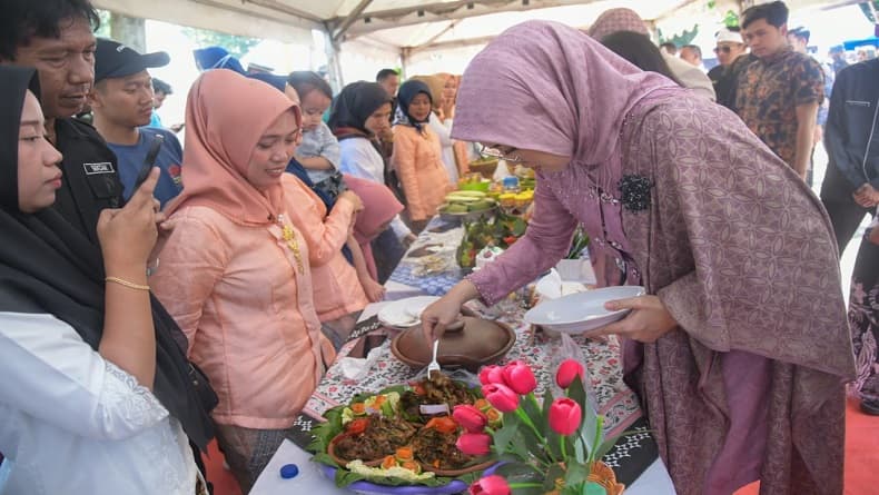 Makanan Khas Purwakarta, Ada Camilan yang Disukai Raja Sunda Dahulu Makanan Khas Purwakarta, Ada Camilan yang Disukai Raja Sunda Dahulu