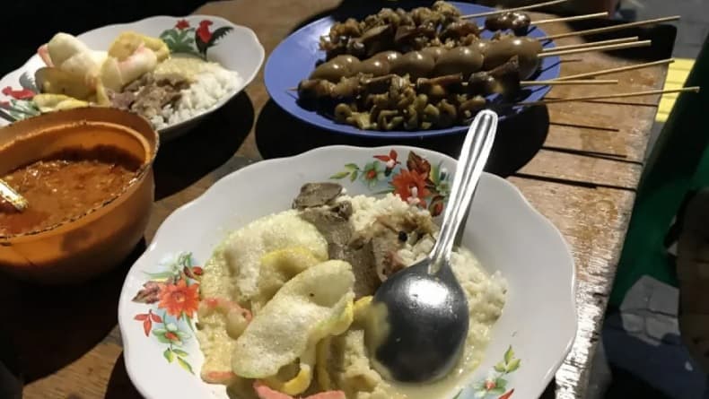 15 Rekomendasi Tempat Kuliner Malam Jakarta Selatan, Murah Asyik Buat Nongkrong 15 Rekomendasi Tempat Kuliner Malam Jakarta Selatan, Murah Asyik Buat Nongkrong