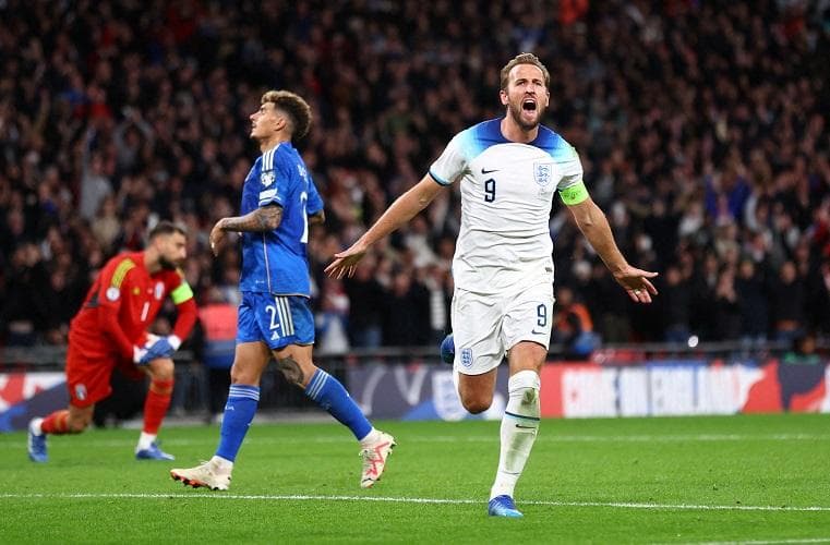 Hasil Lengkap Kualifikasi Euro 2024 Semalam: Brace Kane Bantu Inggris Libas Italia, Ukraina Menang Hasil Lengkap Kualifikasi Euro 2024 Semalam: Brace Kane Bantu Inggris Libas Italia, Ukraina Menang