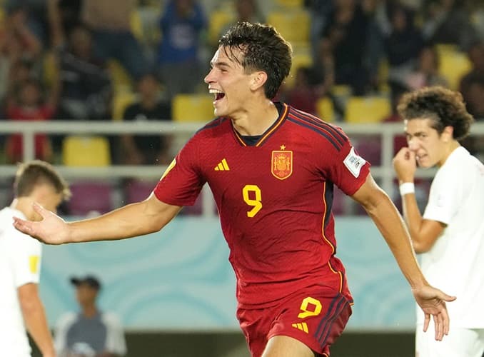 Hasil Piala Dunia U-17 2023: Timnas Spanyol Hajar Kanada, Marc Guiu Tunjukkan Magisnya Hasil Piala Dunia U-17 2023: Timnas Spanyol Hajar Kanada, Marc Guiu Tunjukkan Magisnya