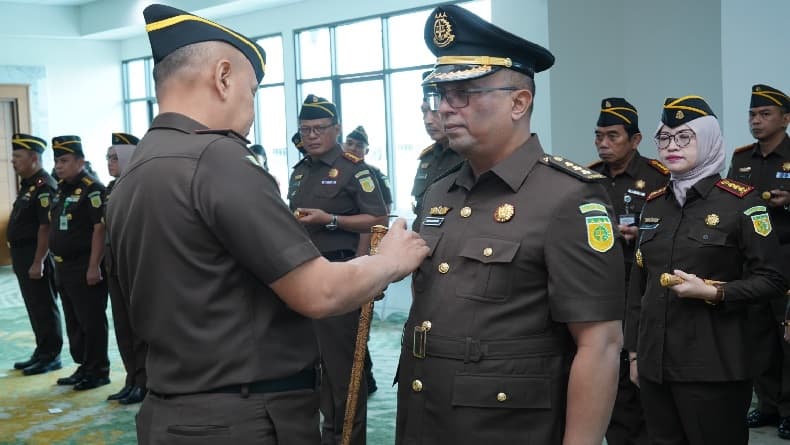 Syarief Sulaeman Nahdi Jabat Aspidsus Kejati Jabar Gantikan Bima Suprayoga yang Jadi Dirtut KPK Syarief Sulaeman Nahdi Jabat Aspidsus Kejati Jabar Gantikan Bima Suprayoga yang Jadi Dirtut KPK