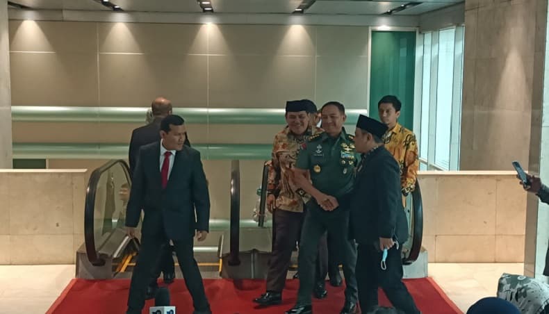 Jenderal Agus Subiyanto Tiba di Gedung DPR, Siap Disahkan Jadi Panglima TNI