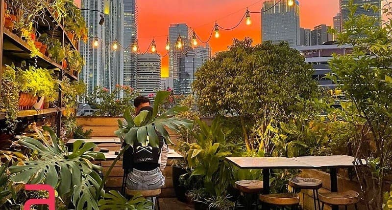 5 Kafe dengan Konsep Rooftop di Jakarta, Bisa Nongkrong sambil Liat Pemandangan Kota