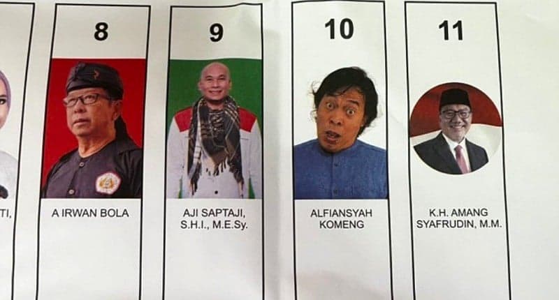 Profil dan Biodata Komeng, Komedian yang Nyaleg dengan Foto Nyeleneh Profil dan Biodata Komeng, Komedian yang Nyaleg dengan Foto Nyeleneh