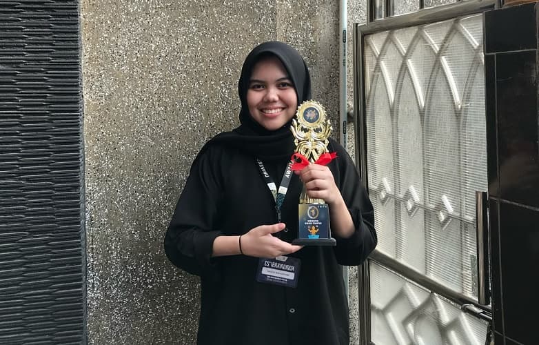 Peraih Beasiswa PHR Ukir Prestasi, Sabet Juara Nasional Pidato Bahasa Inggris
