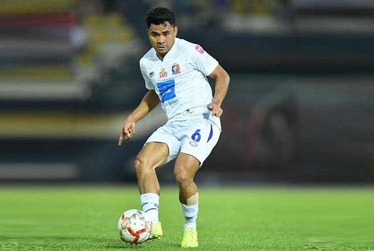 Asnawi Mangkualam Catat Statistik Apik saat Bantu Port FC Bantai Chiangrai United, 