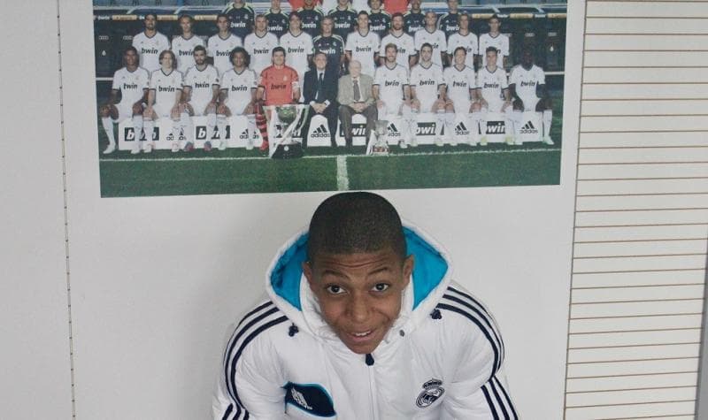 Viral Foto Mbappe Kecil Bareng Poster Skuad Real Madrid, Modric Satu-satunya Pemain yang Bertahan