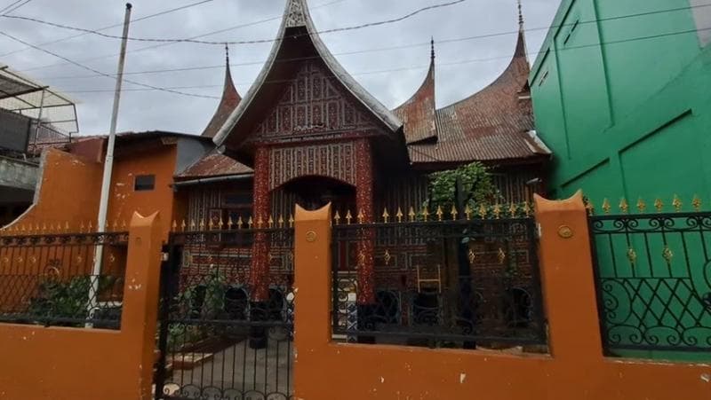 Kondisi Rumah Gadang Peninggalan Dorce Gamalama, Anak Angkat Sebut Sudah Terjual