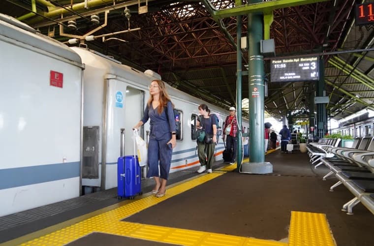 Kota dengan Destinasi Wisata Jadi Tujuan Favorit Penumpang Kereta pada Libur Panjang Maulid Nabi