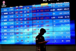 10 Saham Paling Rugi di Pekan Ini, Ada yang Jatuh hingga 28 Persen