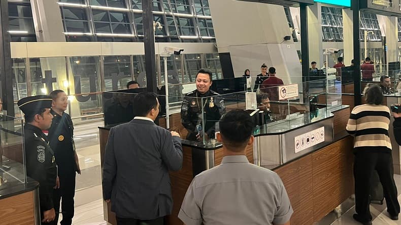 Ditjen Imigrasi Tambah Petugas di Konter Pemeriksaan Bandara Soetta, Buntut Gangguan PDN