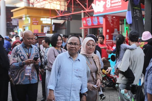 Ramai Pengunjung, Menaker Ida Fauziyah Takjub dengan Atmosfer Jakarta Fair