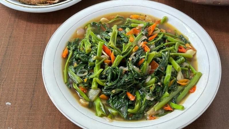 Makan Kangkung Bisa Bikin Asam Urat Kambuh, Ternyata Ini Faktanya!