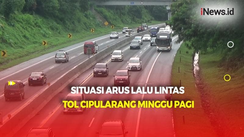 Libur Sekolah, Arus Lalu Lintas di Tol Cipularang Ramai Cenderung Padat