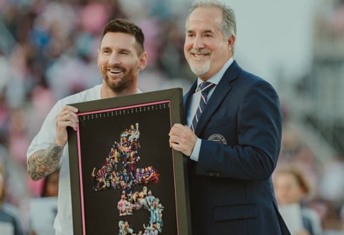 Kata-Kata Lionel Messi usai Terima Penghargaan dari Inter Miami Kata-Kata Lionel Messi usai Terima Penghargaan dari Inter Miami