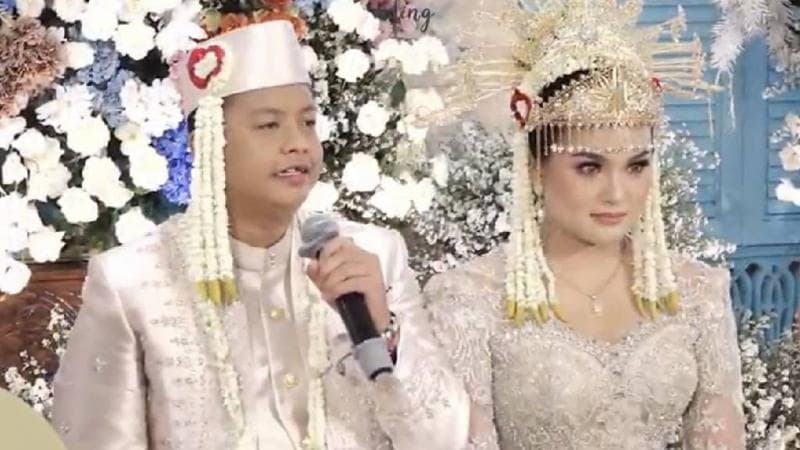 Sah! Dustin Tiffani Resmi Menikah dengan Ditha Rizky Amalia