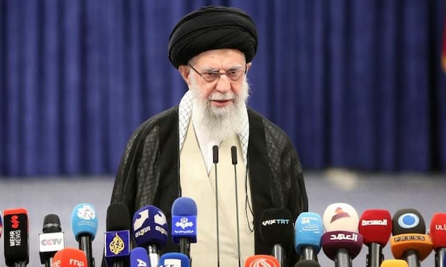 Pemimpin Iran Ali Khamenei Singgung Penderitaan Muslim di India, New Delhi Meradang