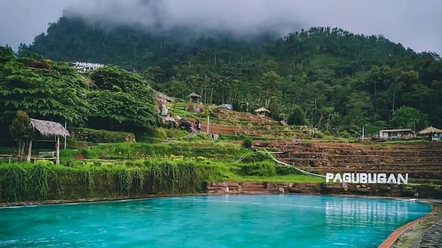 Desa di Banyumas Sangat Menakjubkan, Ada Kolam di Tengah Sawah Suasananya Alami 