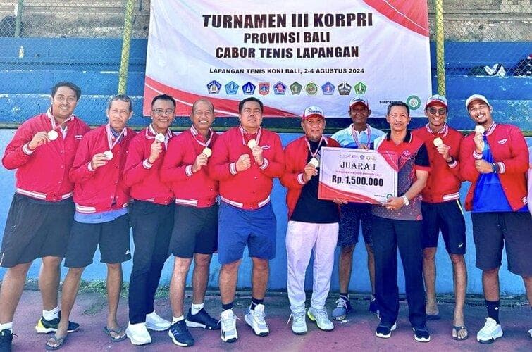 KORPRI Badung Raih Peringkat Pertama Turnamen Tenis Lapangan Beregu