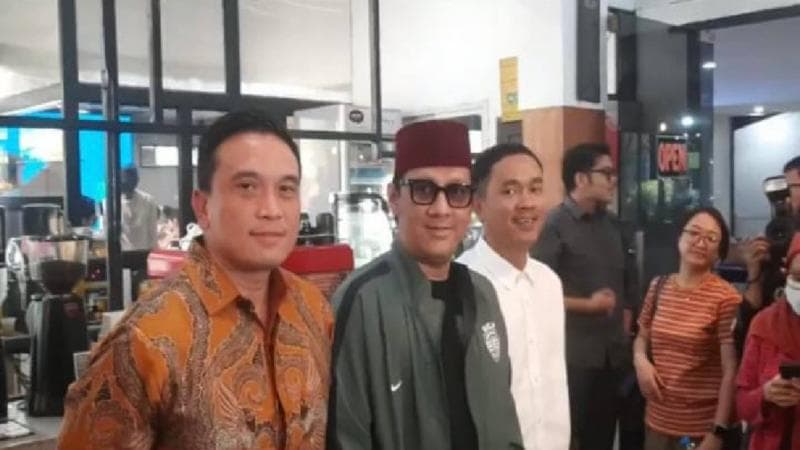 Sudah Talak Erin, Andre Taulany Tetap Ajak Istri Liburan Keliling Eropa: Demi Anak