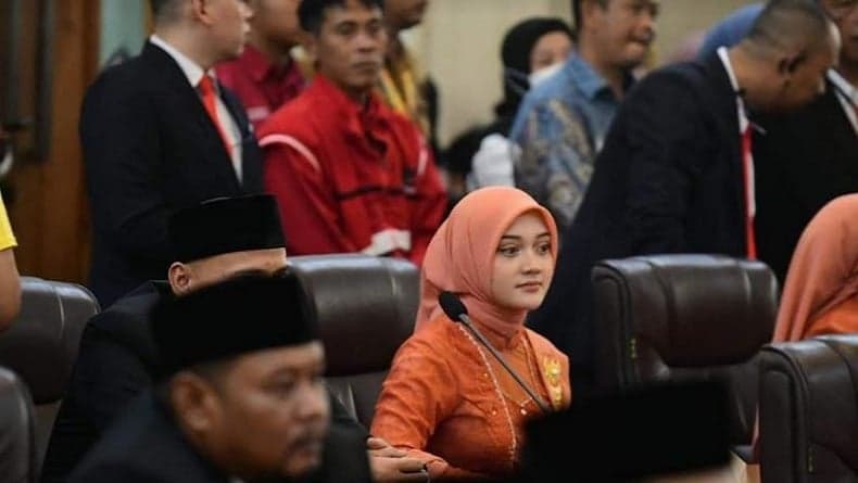 Mengenal Rahma Sakura Anggota DPRD Sukabumi Termuda Berparas Cantik, Pernah Jadi Honorer