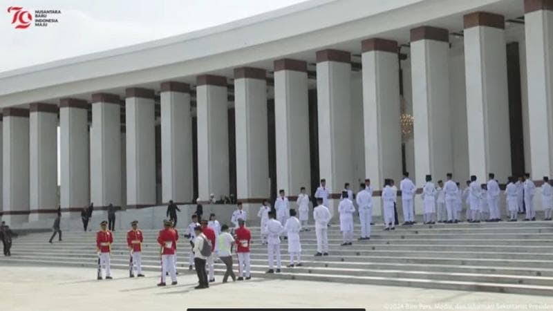 Usai Kirab di Monas, Duplikat Bendera Pusaka dan Teks Proklamasi Tiba di IKN