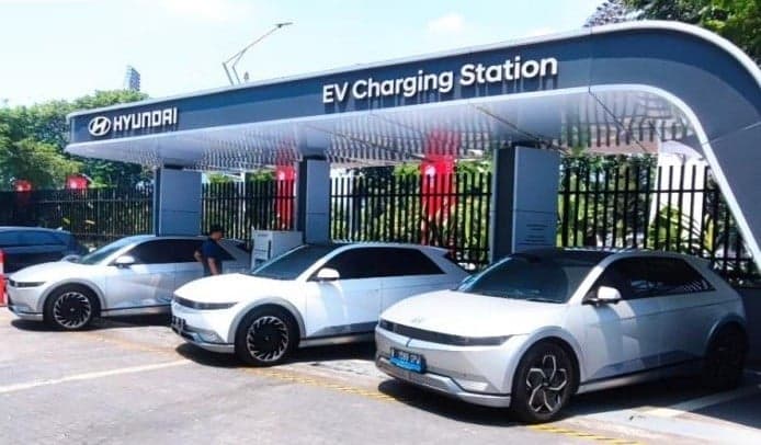 Punya Banyak Charging Station, Hyundai Larang Mobil China Ikut Ngecas