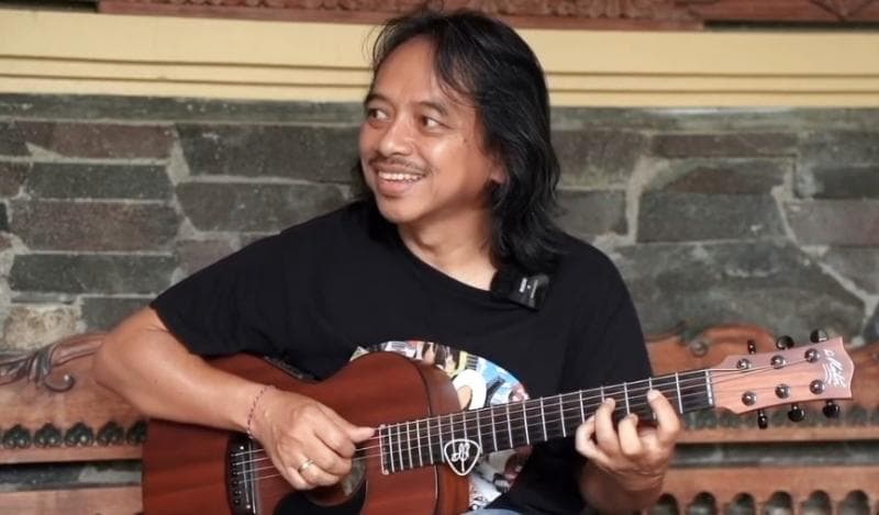 Lucu, Dewa Budjana Pernah Dipanggil Pak Haji oleh Fans: Ya Mau Bilang Apa