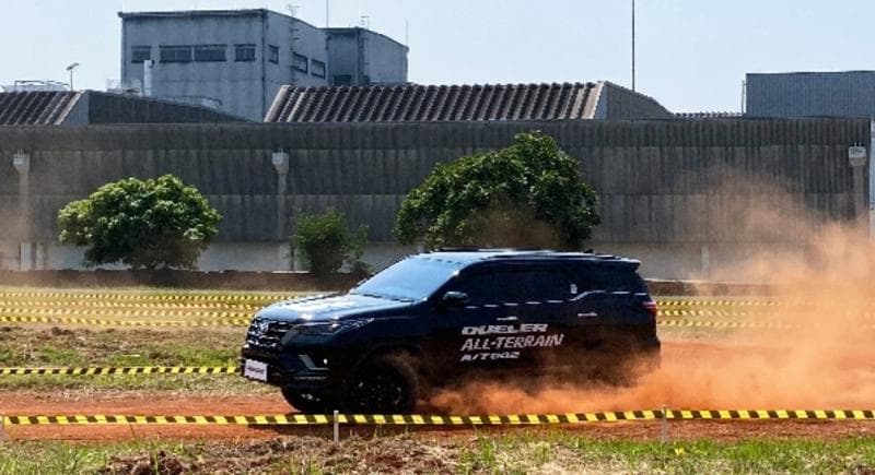 Menguji Ketangguhan Ban Bridgestone Dueler A/T002, Begini Daya Cengkramnya