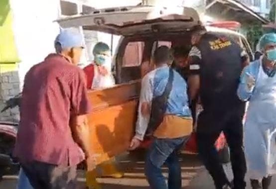 Ngeri! Sekeluarga Pemotor asal Demak Tewas usai Tabrak Truk Parkir di Jepara